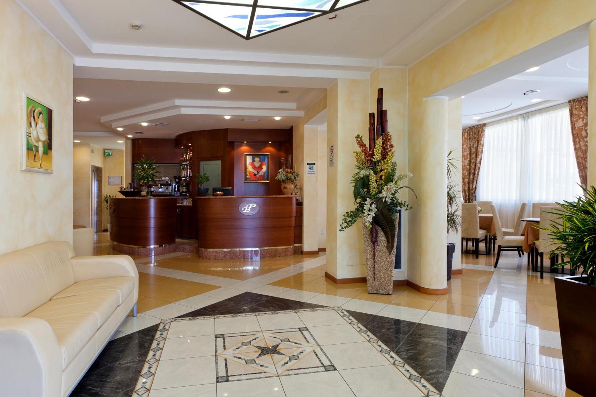 Hotel Palm Beach B&B Sea View ริมินี ภายนอก รูปภาพ